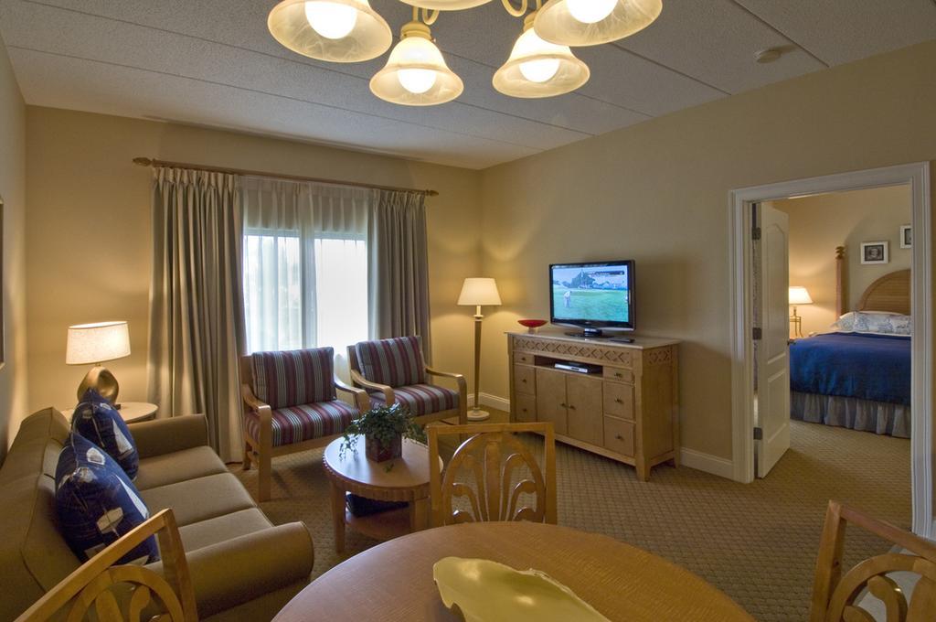 The Cove At Yarmouth Hotel West Yarmouth Exterior foto
